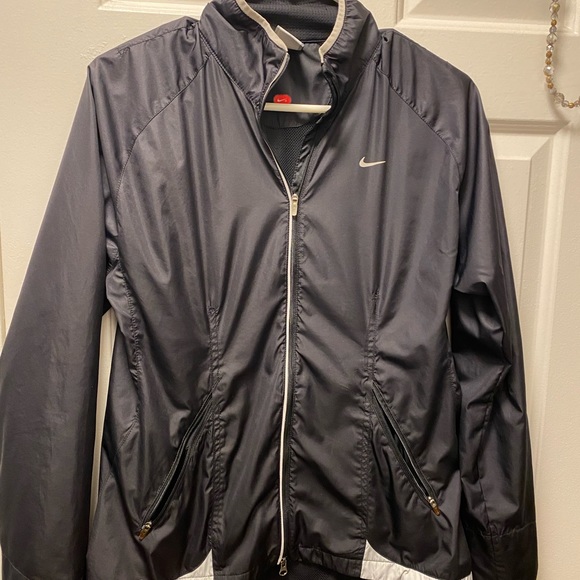 Nike Fitstorm Full Zip Jacket Women's Black Vented Windbreaker Mock Neck SZ SM - Picture 3 of 16